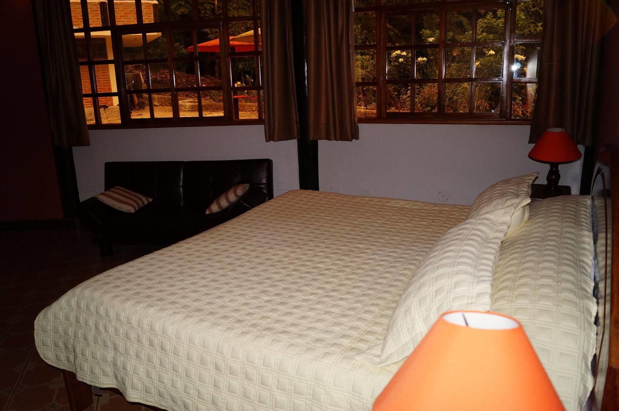 Hotel Hacienda Rio Blanco San Miguel de los Bancos Esterno foto